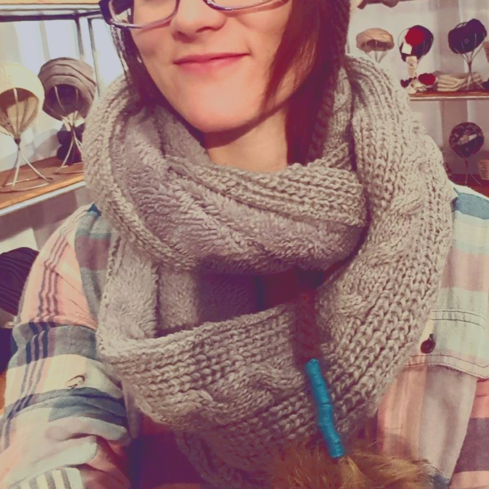 🔥GREY Trinitas Merino Sherpa-Lined Infinity Scarf